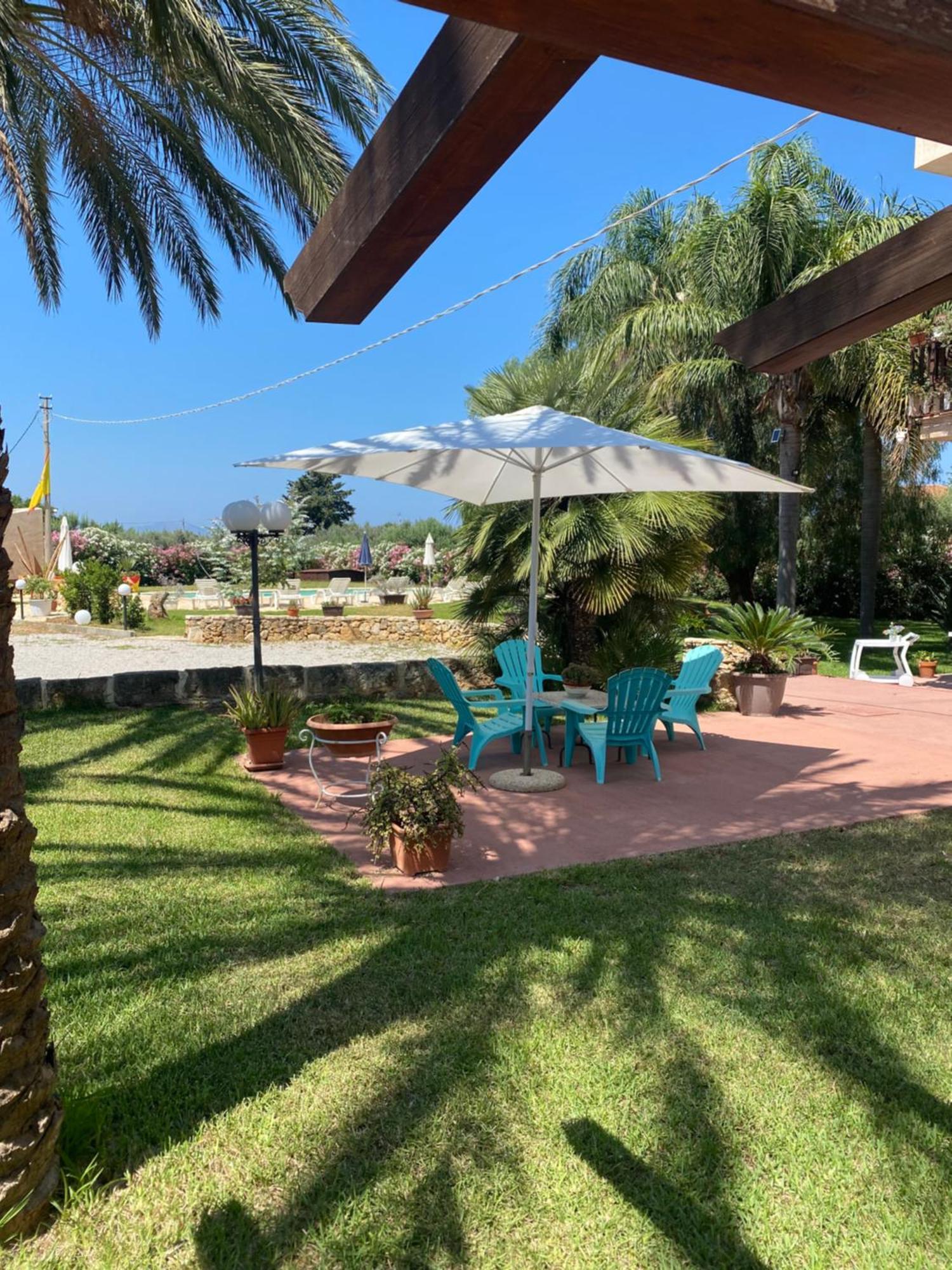 Villa Piruzzu Cv Torre Mulinazzo App P Чинизи Экстерьер фото